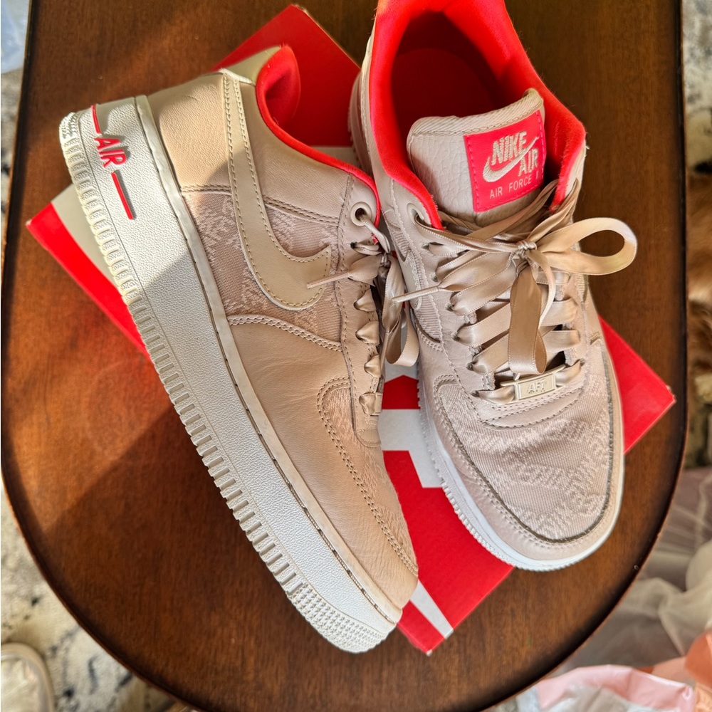 Nike Air Force 1 Light Pink with neon pink Accents